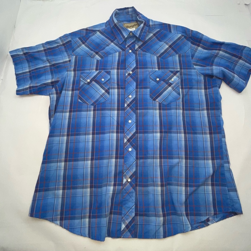 Vintage Wrangler pearl snap short sleeve button up plaid shirt